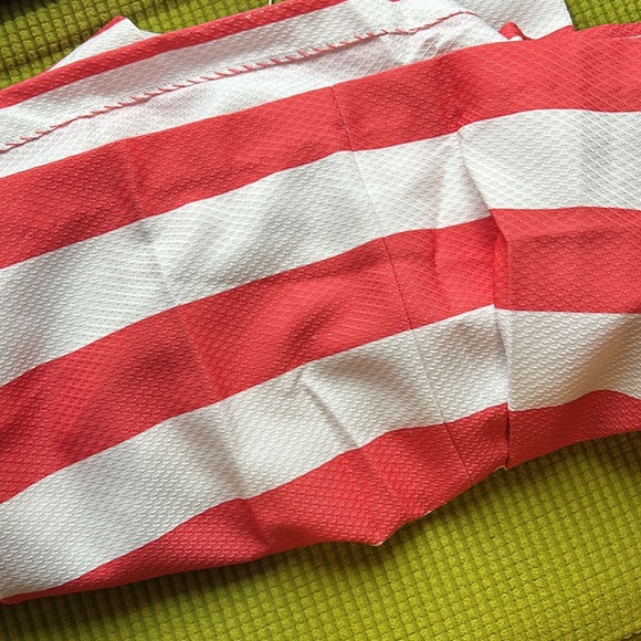 Coral and white striped dress with hidden pockets and removable belt - Picture 14 of 14